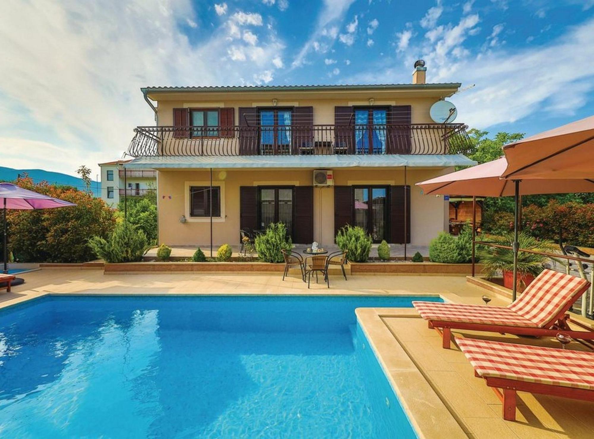 Mediterranean Stylish Villa With Pool In Kastel Stari Kastela Exterior photo