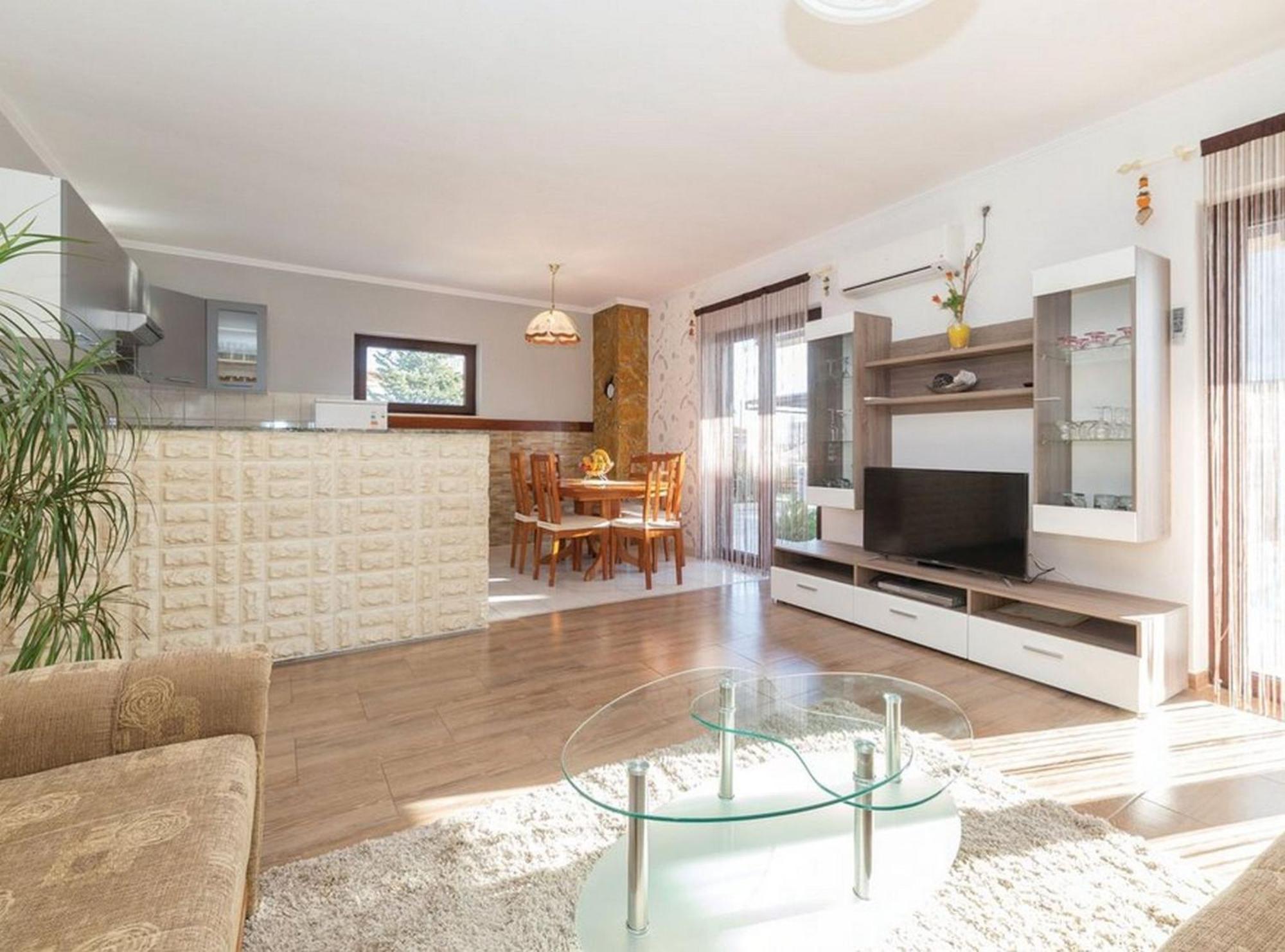 Mediterranean Stylish Villa With Pool In Kastel Stari Kastela Exterior photo