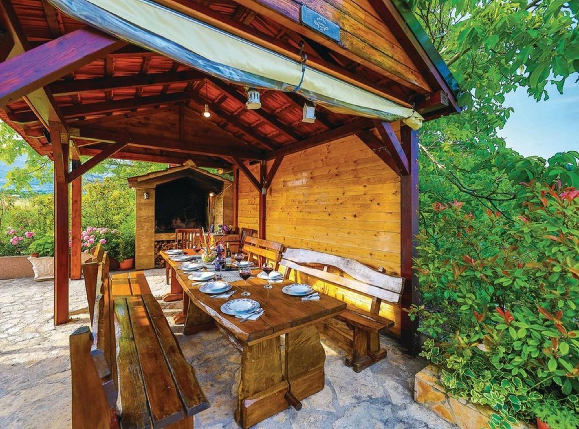Mediterranean Stylish Villa With Pool In Kastel Stari Kastela Exterior photo